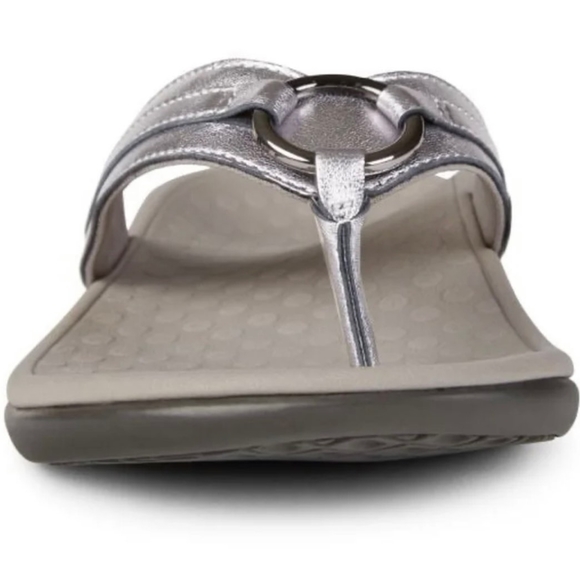 Vionic Tide Aloe Toe Post Sandal Pewter Leather - Picture 3 of 10
